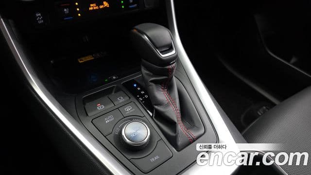 Toyota RAV4 5세대 2.5 4WD PHEV XSE, 2025 9