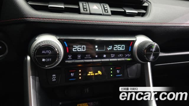 Toyota RAV4 5세대 2.5 4WD PHEV XSE, 2025 16
