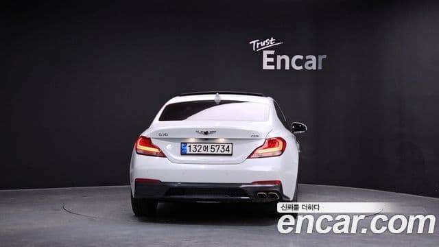 Genesis G70 Elite, 2019 4