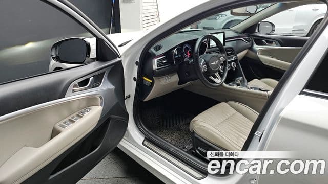 Genesis G70 Elite, 2019 10