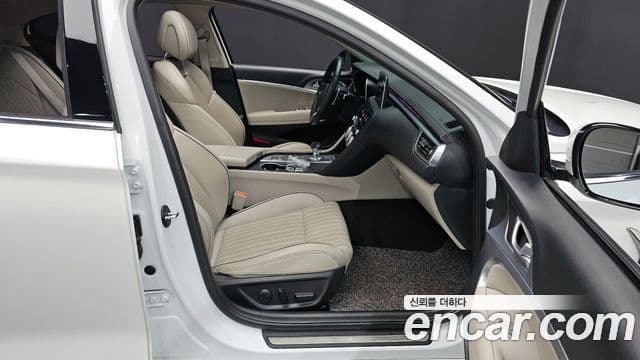 Genesis G70 Elite, 2019 11