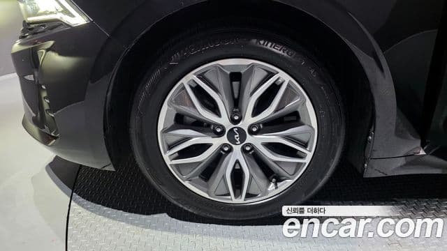 Kia K5 гибрид 3세대 Noblesse, 2023 все фото