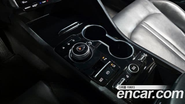 Kia K5 гибрид 3세대 Noblesse, 2023 9