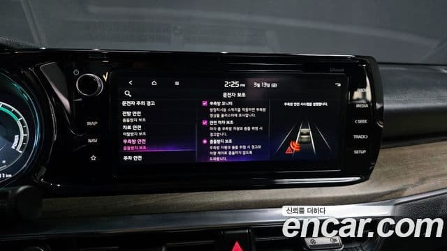 Kia K5 гибрид 3세대 Noblesse, 2023 16