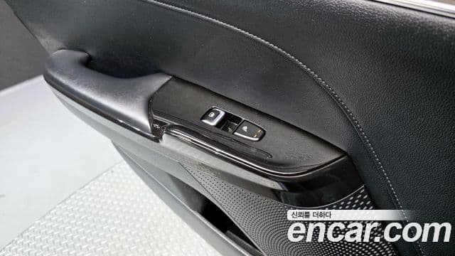 Kia K5 гибрид 3세대 Noblesse, 2023 19