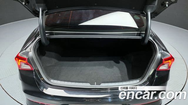 Kia K5 гибрид 3세대 Noblesse, 2023 20