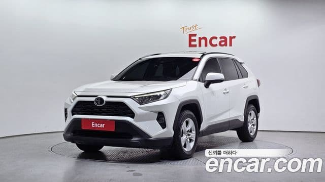 Toyota RAV4 5세대, 2019 1