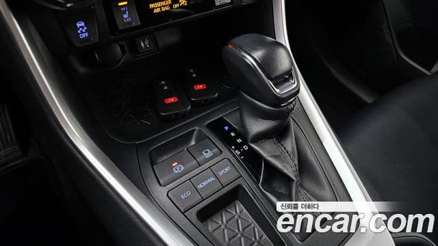 Toyota RAV4 5세대, 2019 9