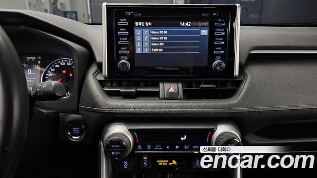 Toyota RAV4 5세대, 2019 15