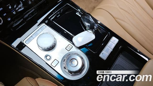 Genesis G80 (RG3) бензин 2.5 турбо AWD, 2025 9