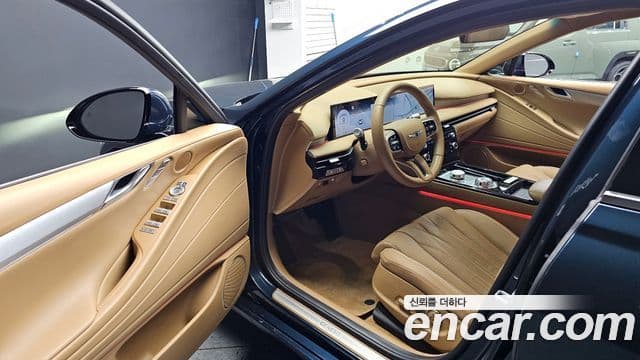 Genesis G80 (RG3) бензин 2.5 турбо AWD, 2025 10