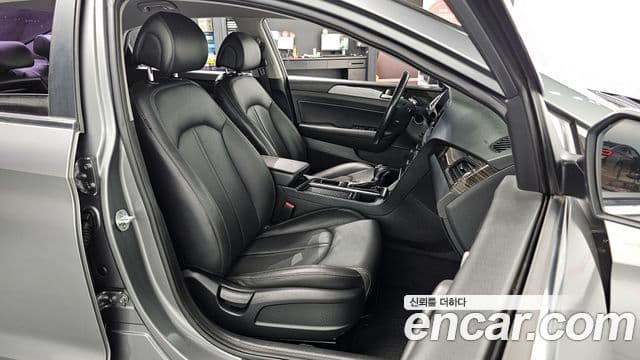 Hyundai LF Sonata 2.0 Smart, 2017 10