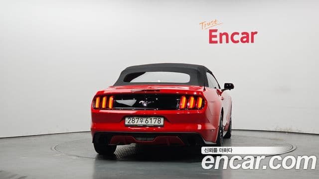 Ford Mustang кабриолет, 2017 4