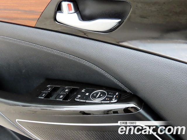 Kia All New K7 Luxury, 2016 11