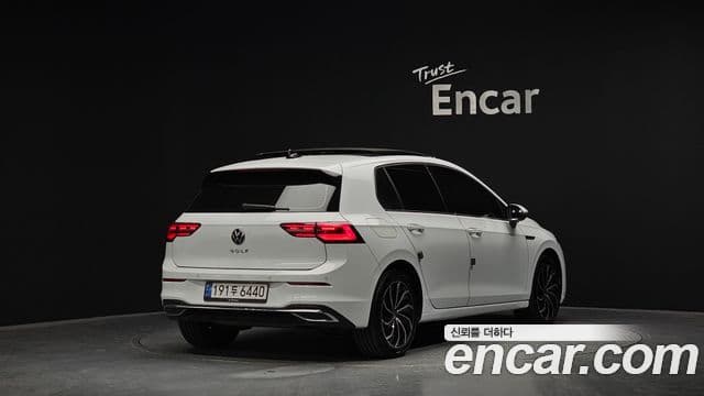 Volkswagen Гольф 8세대 Prestige, 2022 2