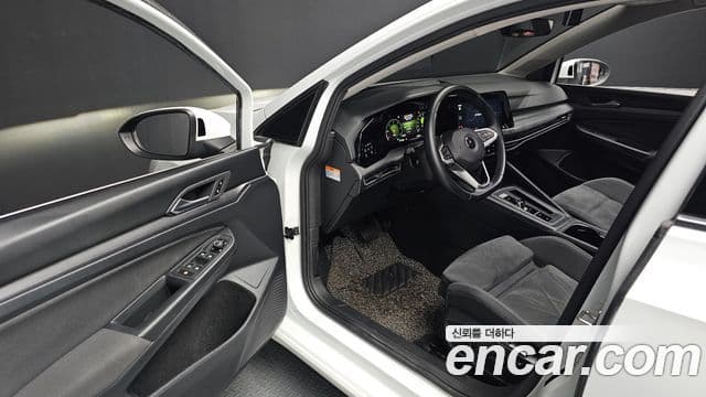 Volkswagen Гольф 8세대 Prestige, 2022 11