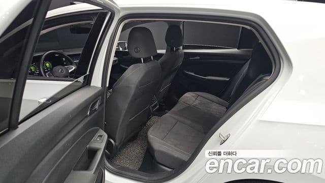 Volkswagen Гольф 8세대 Prestige, 2022 12