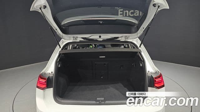 Volkswagen Гольф 8세대 Prestige, 2022 20