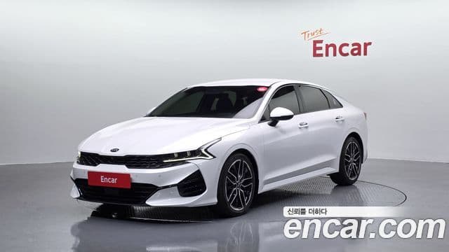 Kia K5 3세대 Signature, 2021 1