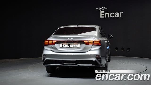 Kia The / новый New K3 2세대 Prestige, 2022 4