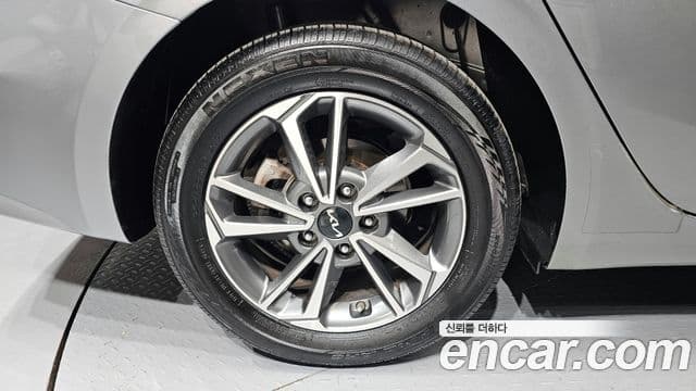 Kia The / новый New K3 2세대 Prestige, 2022 все фото