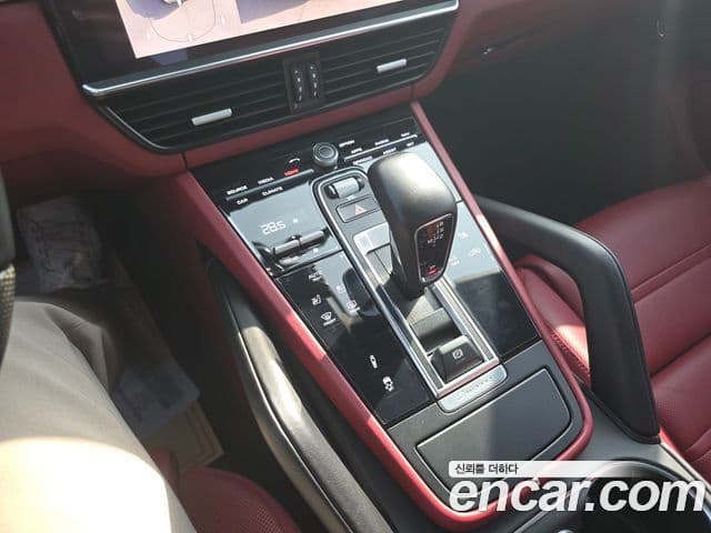 Porsche Cayenne (PO536) 3.0 купе Platinum Edition, 2022 14