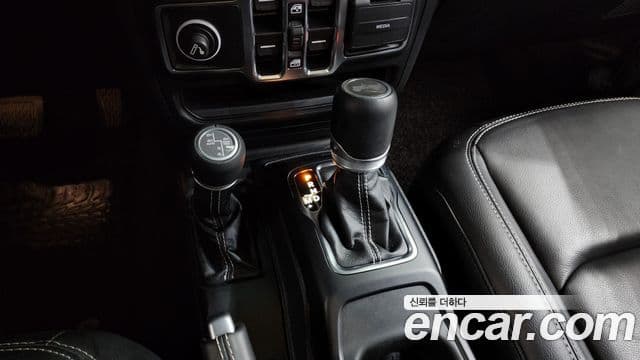 Jeep Wrangler (JL) 2.0 Overland 4도어, 2021 9