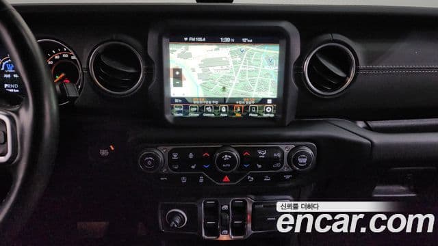 Jeep Wrangler (JL) 2.0 Overland 4도어, 2021 15