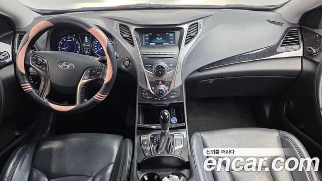 Hyundai Grandeur HG Modern, 2013 7