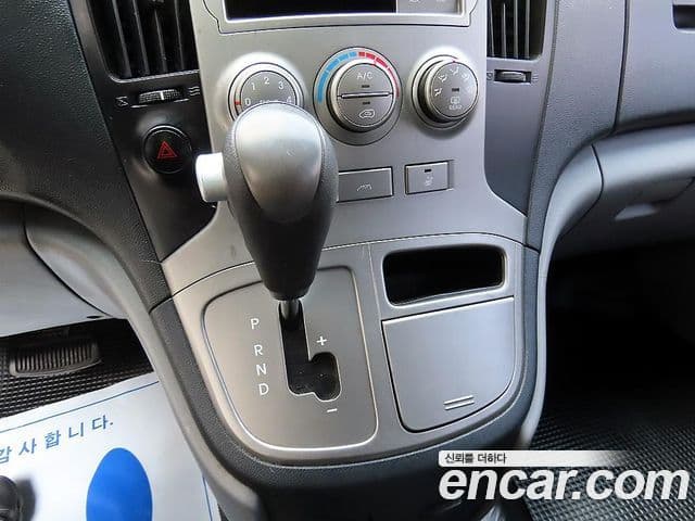 Hyundai Grand Starex CVX Luxury, 2011 10