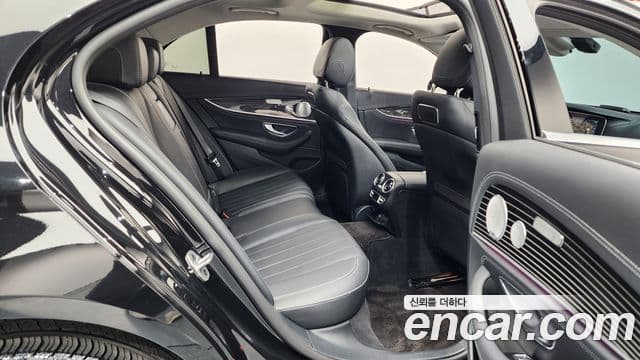 Mercedes-Benz E-класс W213 Exclusive, 2020 12