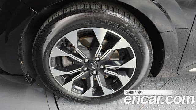 Kia Carnival 4세대 Signature, 2022 все фото