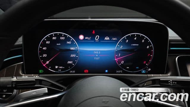 Mercedes-Benz E-класс W214 Exclusive, 2024 8