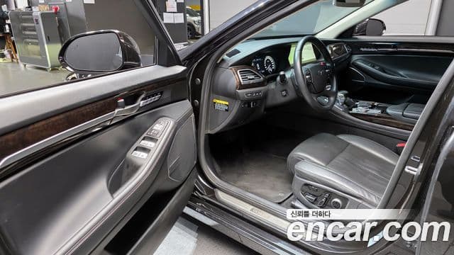 Genesis G90 Luxury, 2019 11