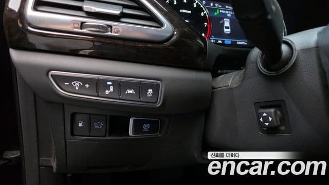 Genesis G90 Luxury, 2019 19