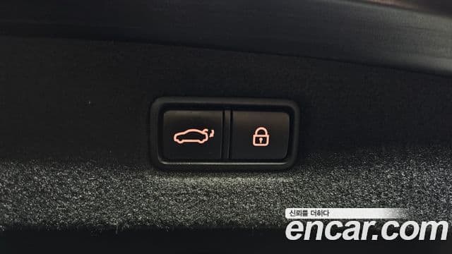 Genesis G90 Luxury, 2019 20