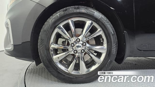 Kia The / новый New Carnival Special, 2019 все фото