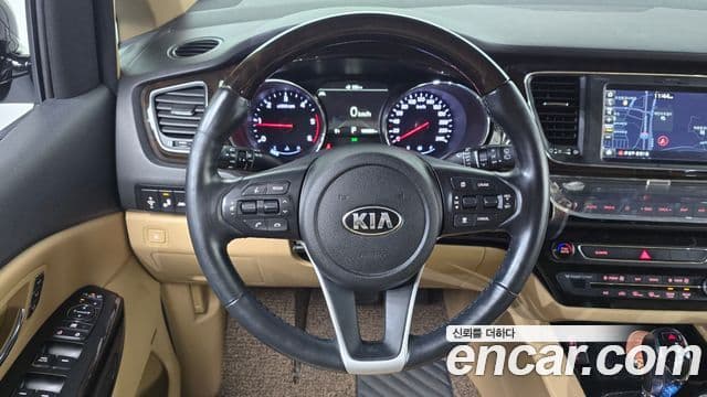 Kia The / новый New Carnival Special, 2019 14