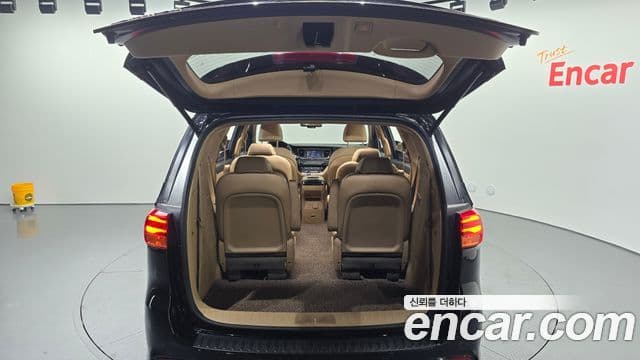 Kia The / новый New Carnival Special, 2019 20