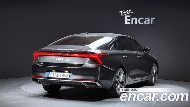 Kia K8 Noblesse, 2022 2