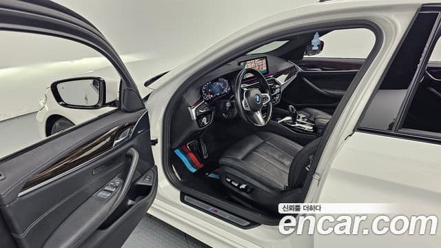BMW 5시리즈 (G30) 520i M Sport, 2022 11