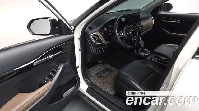 Kia Seltos Signature, 2022 10