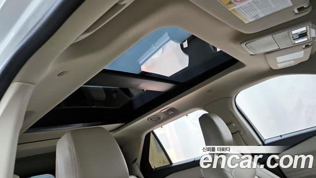 Ford Explorer 6세대, 2022 17