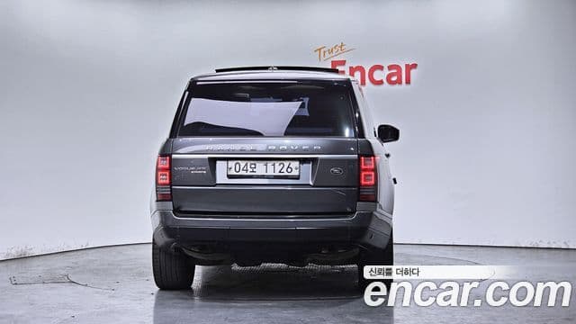 Land Rover Range Rover 4세대 4.4 SDV8 Vogue SE дизель, 2016 4