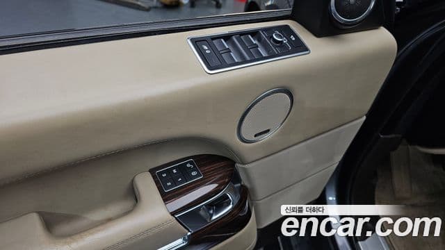 Land Rover Range Rover 4세대 4.4 SDV8 Vogue SE дизель, 2016 16