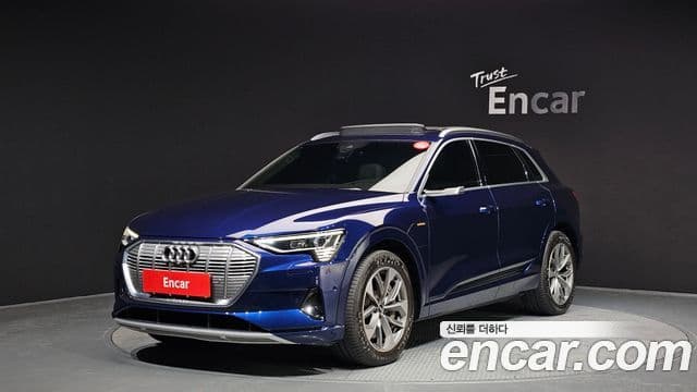 Audi e-Tron, 2022 1