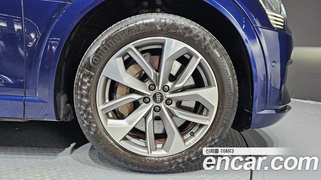 Audi e-Tron, 2022 все фото