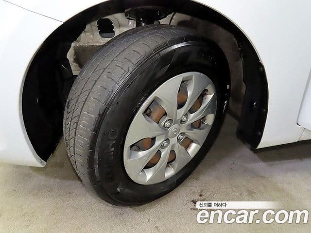 Hyundai Accent(новый кузов / новое поколение) 1.4 VVT Smart, 2018 все фото