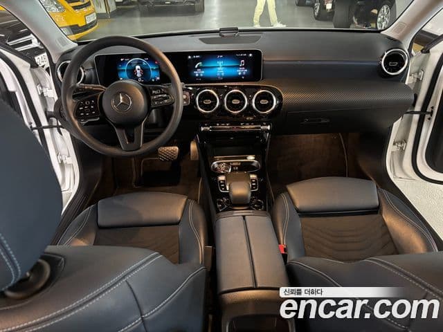 Mercedes-Benz A-класс W177 A220 хэтчбек, 2019 9