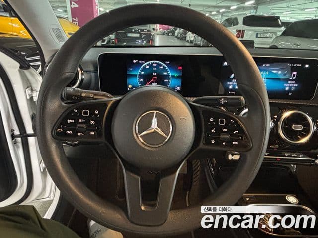 Mercedes-Benz A-класс W177 A220 хэтчбек, 2019 13